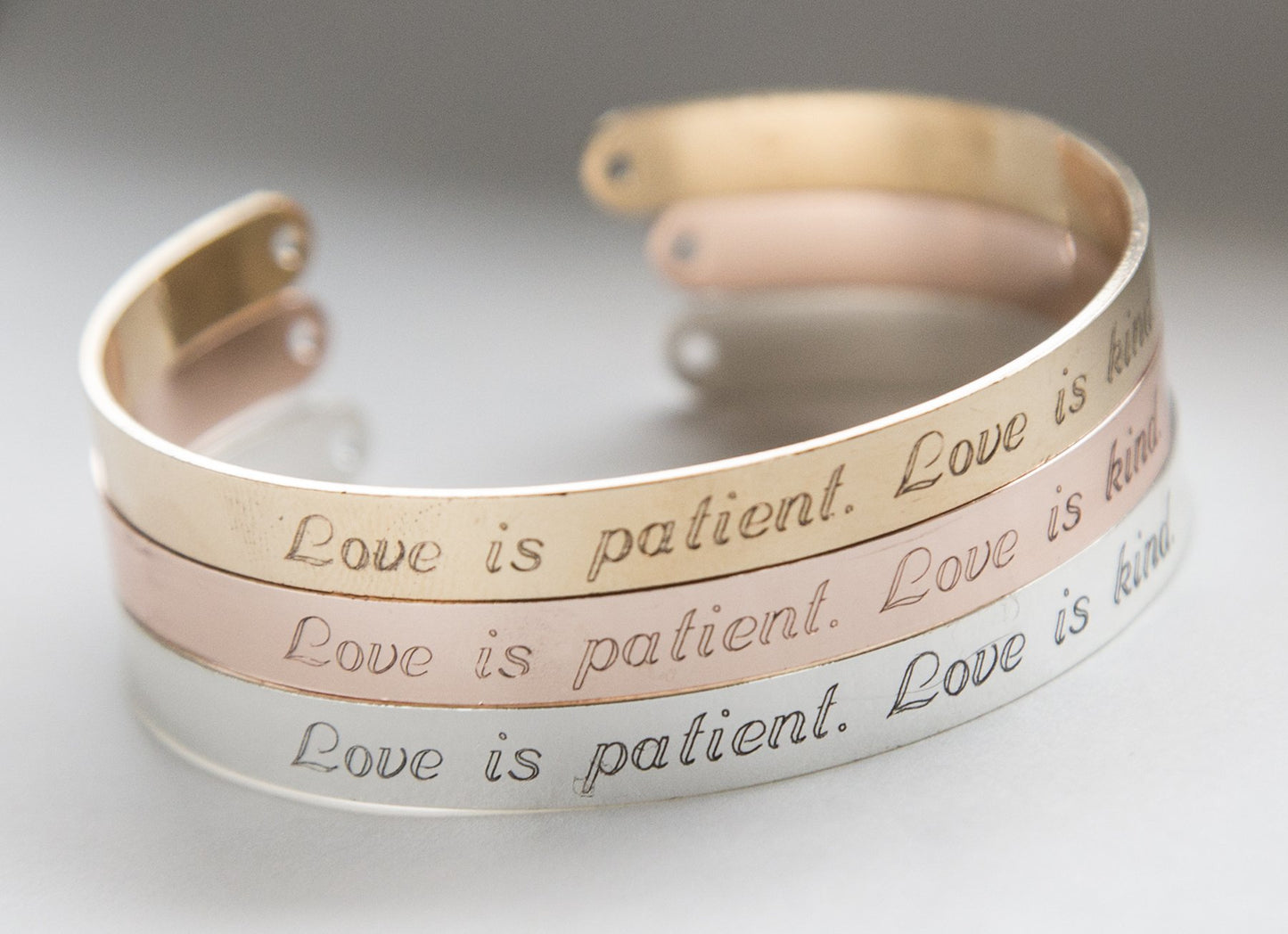 Love is Patient, Love is Kind - armband
